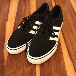 Aid ease skate shoes